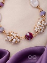 A MAUVE MOON - CLASSY BEADED BRACELET