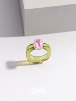 SPRINGTIME SPARKLERS - STATEMENT ACRYLIC RING