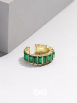 SPARKLING HALO - GOLDEN EMBELLISHED RING (GREEN)