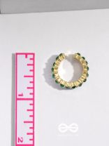 SPARKLING HALO - GOLDEN EMBELLISHED RING (GREEN)
