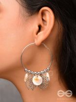 THE LEAFLET FANTASY - SILVER STATEMENT EARRINGS