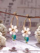 ENCHANTING FLOWERS - GOLDEN HOOP EARRINGS
