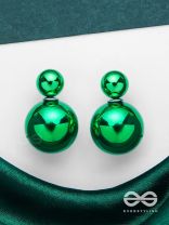 GIGGLES & GLITTERS - GREEN PEARLS STUD EARRINGS