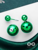 GIGGLES & GLITTERS - GREEN PEARLS STUD EARRINGS