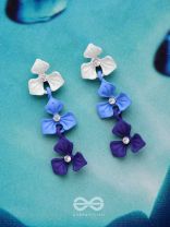 THE BLUEBERRY BLOSSOMS - ELEGANT ACRYLIC EARRINGS
