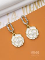 THE MIDNIGHT ROSE - GOLDEN AND WHITE EMBELLISHED EARRINGS