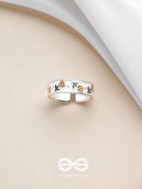 TULIP TIMES - SILVER RING (ADJUSTABLE)