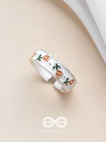 TULIP TIMES - SILVER RING (ADJUSTABLE)