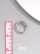 THE DAISY CASCADE - CASUAL SIVER RING (ADJUSTABLE)
