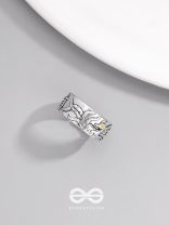 THE FIREBOLT FANG - STATEMENT SILVER RING (ADJUSTABLE)