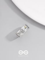 THE FIREBOLT FANG - STATEMENT SILVER RING (ADJUSTABLE)