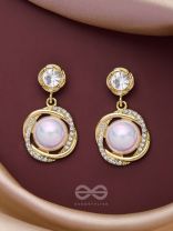 THE MERMAID'S PEARL - GOLDEN EMBELLISHED EARRINGS