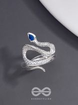 THE SAPPHIRE SERPENTINE - STATEMENT SILVER ADJUSTABLE RING 