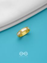 CHAMBER OF SECRETS - GOLDEN AND WHITE EMBELLISHED RING (ADJUSTABLE)