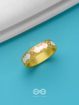 CHAMBER OF SECRETS - GOLDEN AND WHITE EMBELLISHED RING (ADJUSTABLE)