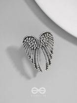 MIDNIGHT RAVEN WING - STATEMENT SILVER RING (ADJUSTABLE)