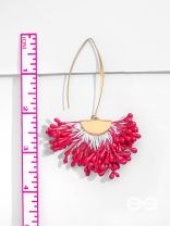 FREE SPIRIT SYMPHONY - GOLDEN EMBELLISHED EARRINGS (RED)