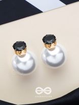 A MYSTIC PEARL - GOLDEN EMBELLISHED EARRINGS (BLACK)