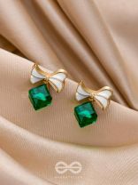 MINGLING MARVELS - GOLDEN AND GREEN EMBELLISHED STUD EARRINGS
