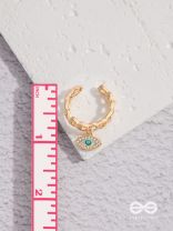 Eye Of Glamour - Golden Embellished Charm Ring (Adjustable)