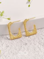 A Pixel Play - Golden Stainless Steel Earrings With Anti-Tarnish Coating