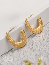 Radiant Crescents - Golden Stainless Steel Earrings With Anti-Tarnish Coating