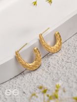 Radiant Crescents - Golden Stainless Steel Earrings With Anti-Tarnish Coating