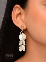 The Seashell Charms- Golden Shell Earrings 