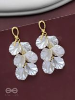 The Seashell Charms- Golden Shell Earrings 