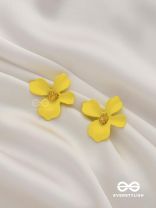 Citrine Bloom - Enameled Ear Studs