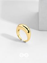 The Golden Grace - Golden Statement Ring 