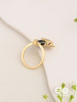 Dragonheart's Crown - Golden Statement Ring 