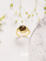 The Espresso Embrace- Golden Beaded Ring 