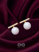 Modern Grace - Golden Embellished Ear Jackets