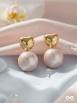 Heart's Delight - Golden Earrings