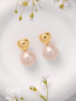 Heart's Delight - Golden Earrings