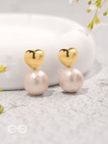 Heart's Delight - Golden Earrings