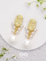 Victorian Pearls - Golden Elegant Earrings