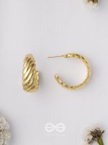 Jubilee Luster - Golden Earrings