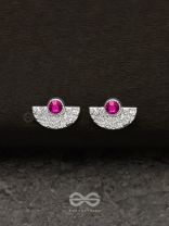 The Rouge Beauty - Textured Silver Stud Earrings