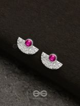 The Rouge Beauty - Textured Silver Stud Earrings