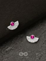 The Rouge Beauty - Textured Silver Stud Earrings