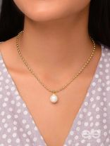 Darling Droplet - Pearl  Pendant