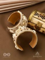 Saindhav- The Marine Love- Shells And Beads Hand Embroidered Bangle (Set Of 2)
