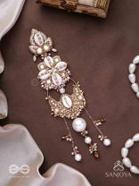Grathan - The Delicate Intricacy - Mirrors, Shells, Beads And Pearls Hand Embroidered Hair Accessory