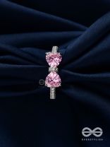 The Cindrella'S Bow - Silver Embellished Ring (Adjustable)