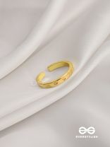 The Engraved Stars - Golden Ring (Adjustable)