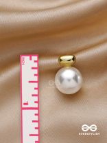 Lustrous Pearls- Subtle Stud Earrings