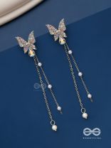 Morning mist- Butterfly dangling earrings 
