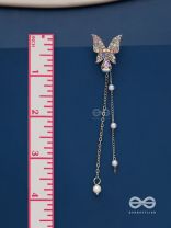 Morning mist- Butterfly dangling earrings 